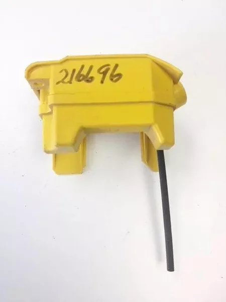 216696-oil-tank-chainsaw-nos-mcculloch-310-320-330-340-alt-93506 216696 Oil Tank Chainsaw NOS McCulloch 310 320 330 340 alt 93506